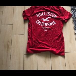 Hollister t shirt
